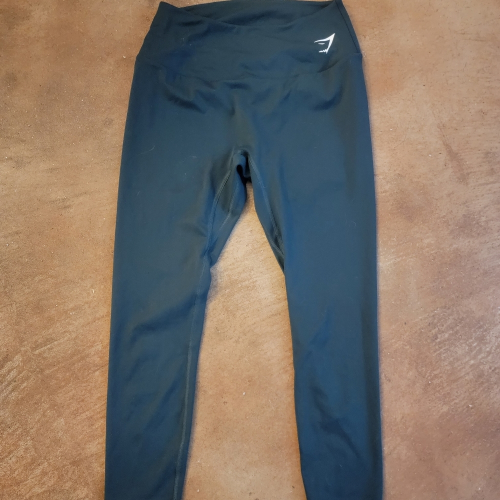 Dark green gymshark leggings